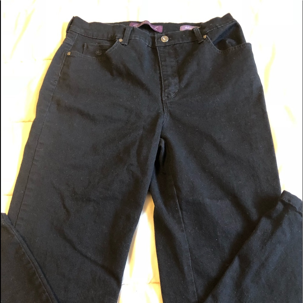 Gloria Vanderbilt size 10 black pants